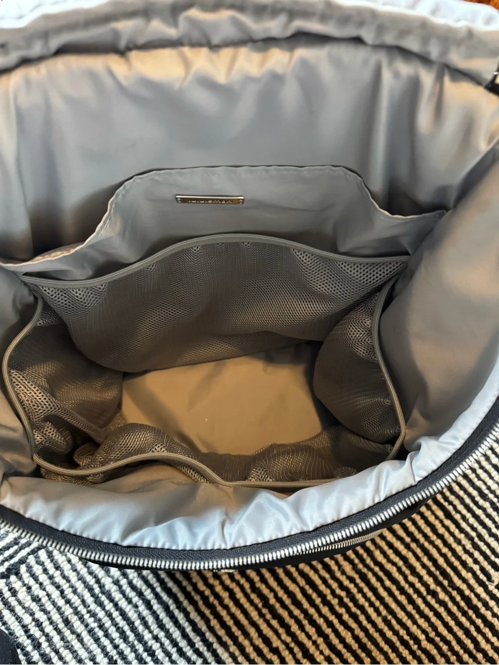lululemon new parent backpack - Picture 4 of 6